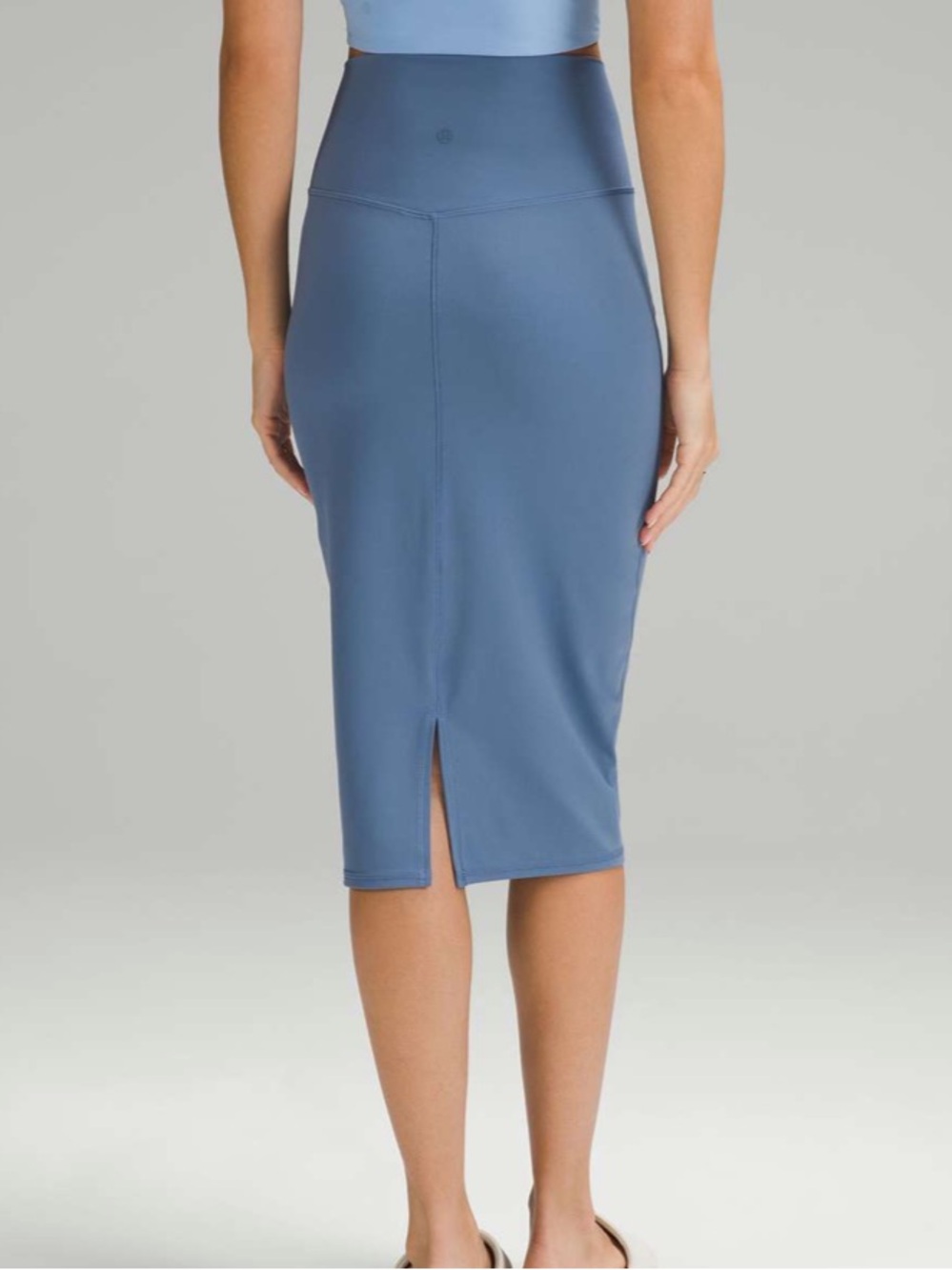 Lululemon Nulu Slim-Fit High-Rise Skirt
Oasis Blue 6